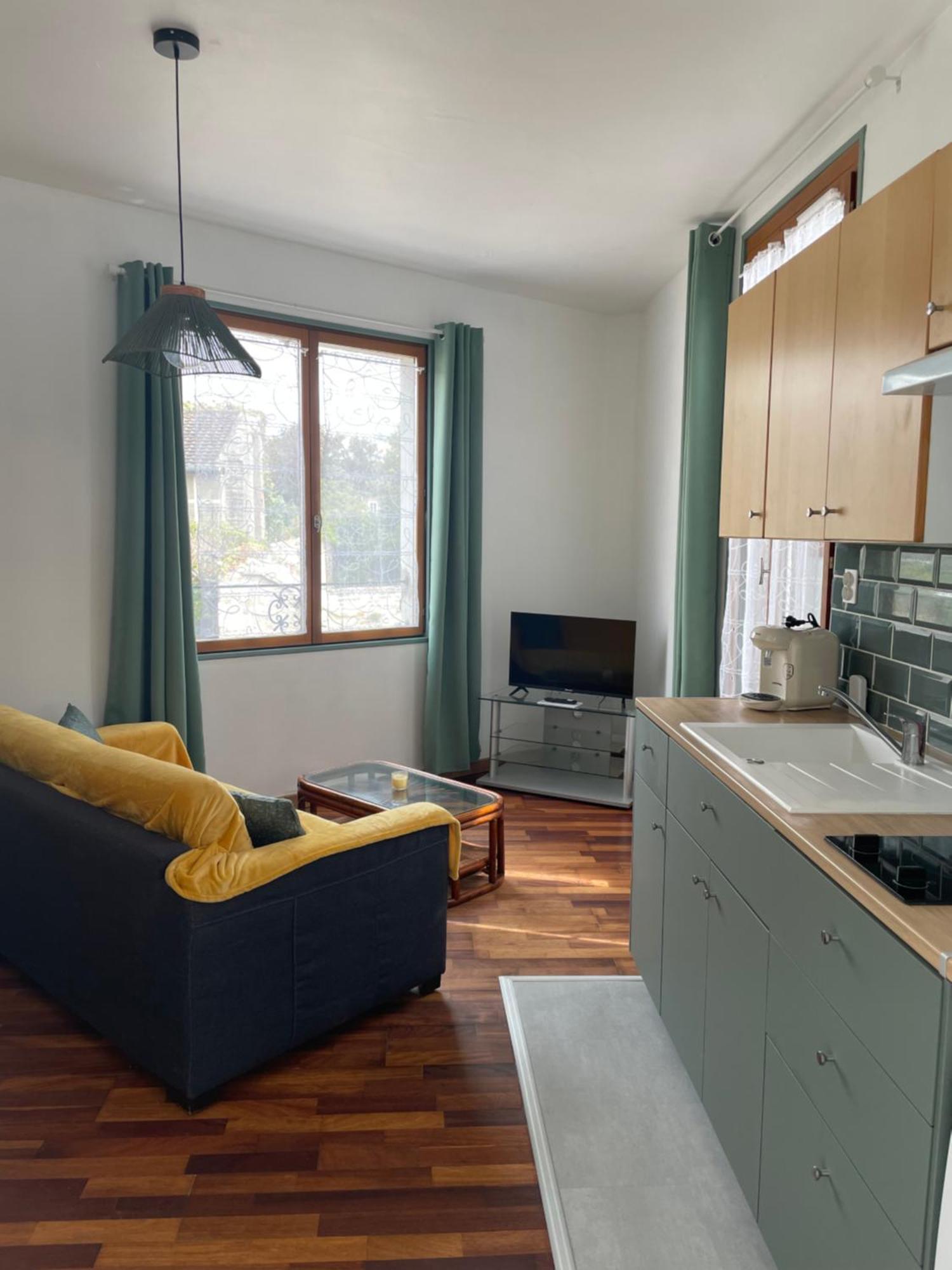 Appartement 35 M2 1Er Etage 200 M De La Mer Avec Jardin Luc-sur-Mer Εξωτερικό φωτογραφία