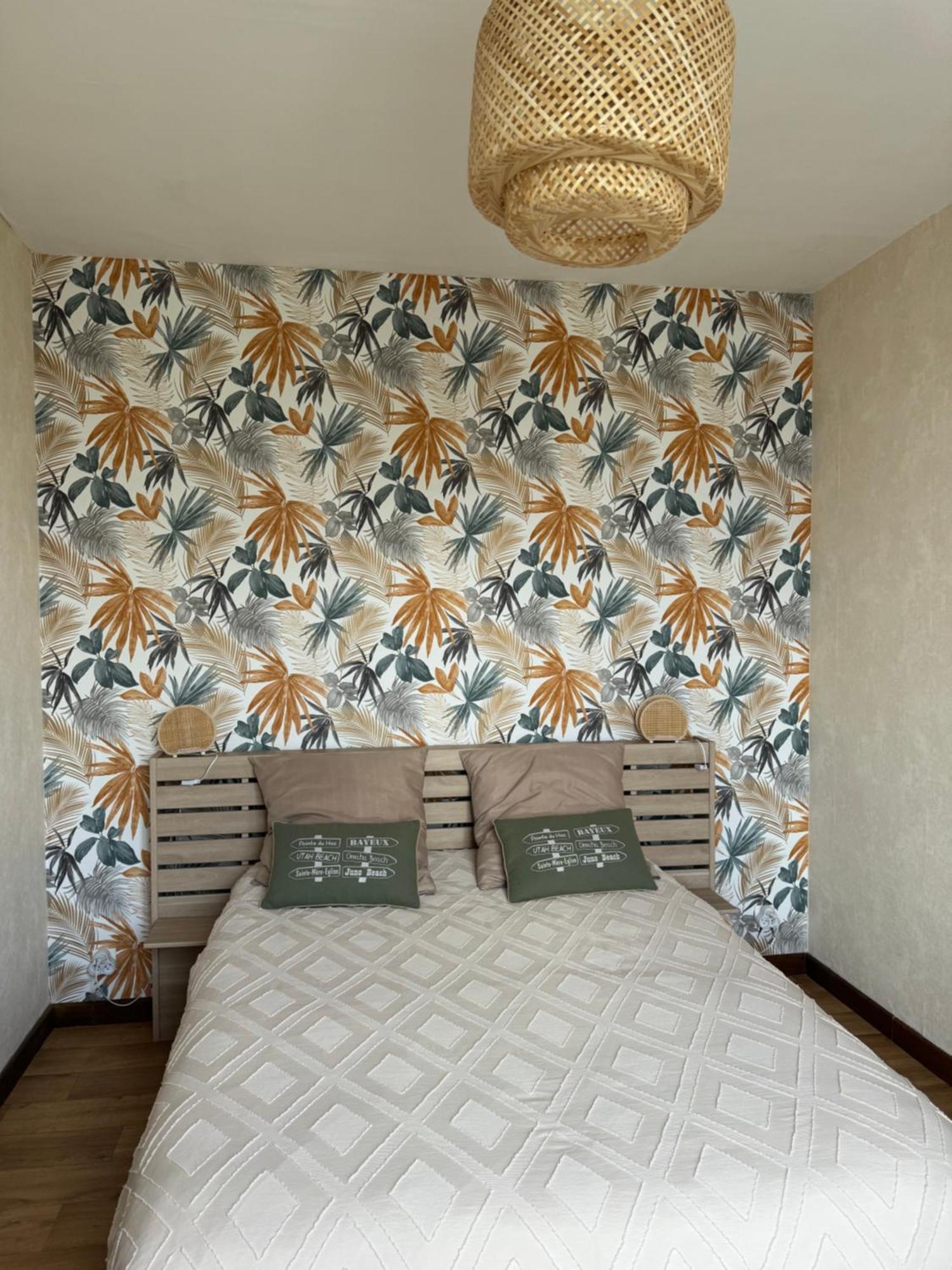 Appartement 35 M2 1Er Etage 200 M De La Mer Avec Jardin Luc-sur-Mer Εξωτερικό φωτογραφία